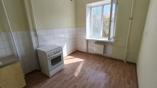 Продам двухкомнатную (2-комн.) квартиру, Красная ул, 50, Кропоткин г