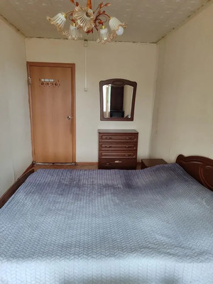 Продам 2-комн. в 3-комн. квартире, Россошанская ул, 13к3, Москва г