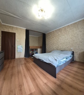 Продам однокомнатную (1-комн.) квартиру, Плавский проезд, 8к1, Москва г