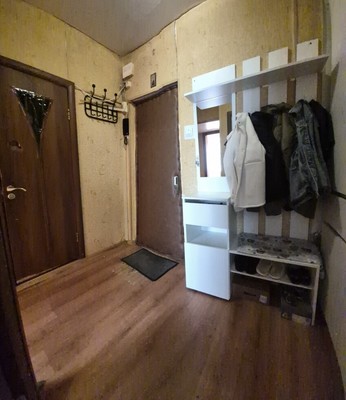 Продам однокомнатную (1-комн.) квартиру, Плавский проезд, 8к1, Москва г
