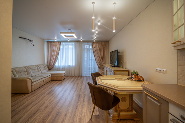Продам многокомнатную квартиру, Решетникова ул, 19, Пермь г