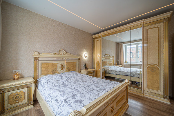 Продам многокомнатную квартиру, Решетникова ул, 19, Пермь г