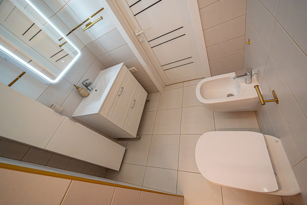 Продам многокомнатную квартиру, Решетникова ул, 19, Пермь г