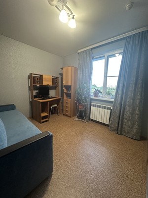 Продам трехкомнатную (3-комн.) квартиру, Айрата Арсланова ул, 13, Казань г