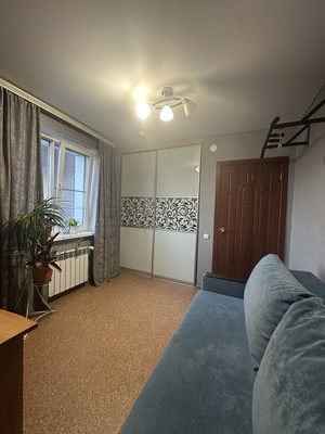 Продам трехкомнатную (3-комн.) квартиру, Айрата Арсланова ул, 13, Казань г