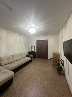 Продам трехкомнатную (3-комн.) квартиру, Айрата Арсланова ул, 13, Казань г