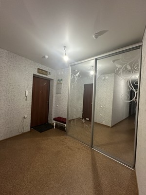 Продам трехкомнатную (3-комн.) квартиру, Айрата Арсланова ул, 13, Казань г