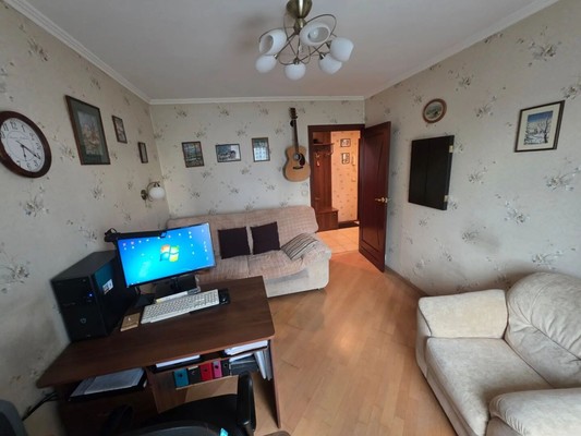 Продам трехкомнатную (3-комн.) квартиру, Народного Ополчения ул, 44к1, Москва г