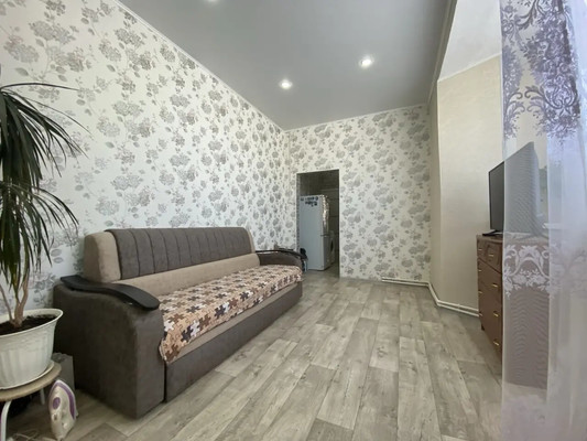 Продам однокомнатную (1-комн.) квартиру, Кооператоров ул, 1, Ленино-Кокушкино с