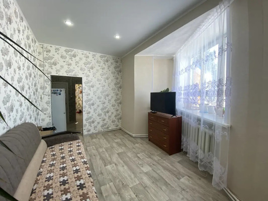 Продам однокомнатную (1-комн.) квартиру, Кооператоров ул, 1, Ленино-Кокушкино с