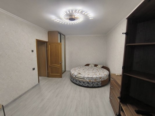 Продам однокомнатную (1-комн.) квартиру, Суворова ул, 16А, Королев г