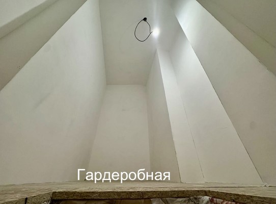 Продам многокомнатную квартиру, Ивановская ул, 10, Лисий Нос п