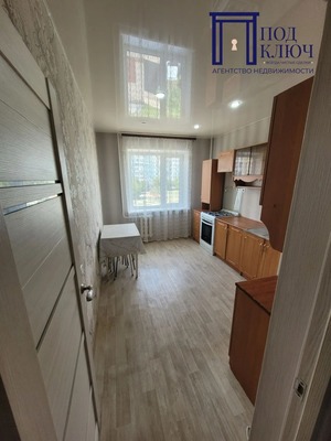 Продам двухкомнатную (2-комн.) квартиру, 1-й Новый пер, 16к3, Таганрог г