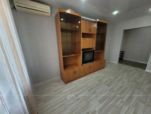 Продам двухкомнатную (2-комн.) квартиру, 1-й Новый пер, 16к3, Таганрог г