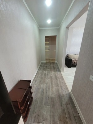 Продам двухкомнатную (2-комн.) квартиру, 1-й Новый пер, 16к3, Таганрог г