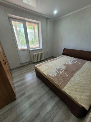 Продам двухкомнатную (2-комн.) квартиру, 1-й Новый пер, 16к3, Таганрог г
