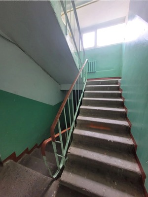 Продам двухкомнатную (2-комн.) квартиру, 1-й Новый пер, 16к3, Таганрог г