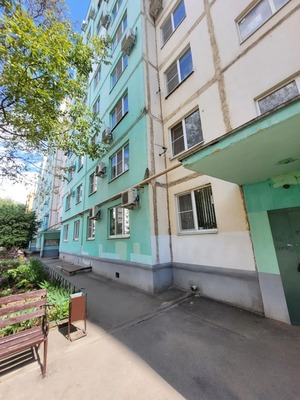 Продам двухкомнатную (2-комн.) квартиру, 1-й Новый пер, 16к3, Таганрог г