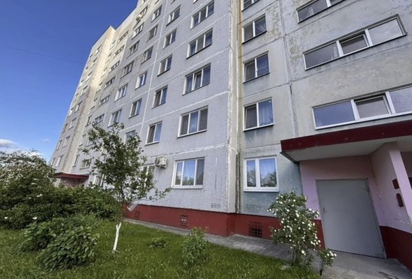 Продам однокомнатную (1-комн.) квартиру, Фосфоритная ул, 17, Брянск г