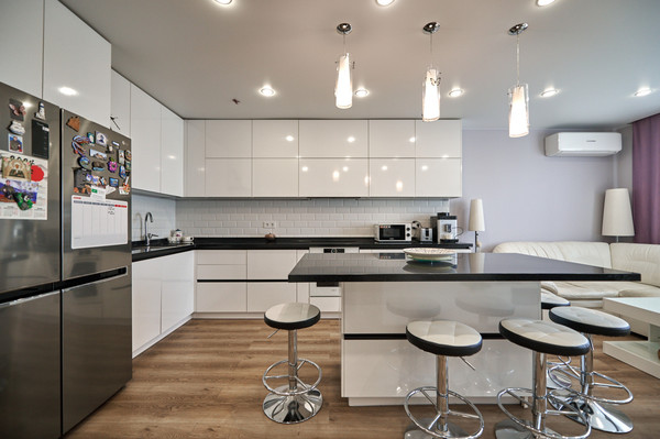 Продам трехкомнатную (3-комн.) квартиру, Герасима Курина ул, 26, Москва г