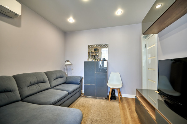 Продам трехкомнатную (3-комн.) квартиру, Герасима Курина ул, 26, Москва г