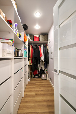 Продам трехкомнатную (3-комн.) квартиру, Герасима Курина ул, 26, Москва г