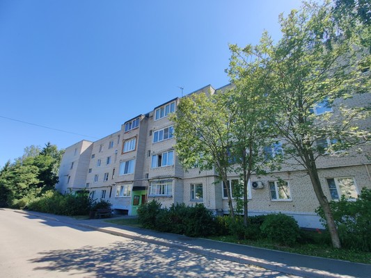 Продам двухкомнатную (2-комн.) квартиру, 47, Щапово п