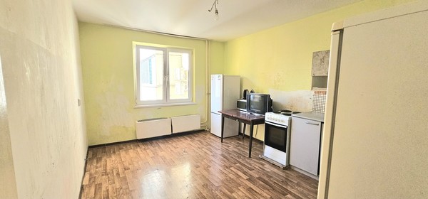Продам двухкомнатную (2-комн.) квартиру, им. Генерала Трошева Г.Н. ул, 33, Краснодар г