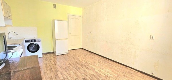 Продам двухкомнатную (2-комн.) квартиру, им. Генерала Трошева Г.Н. ул, 33, Краснодар г