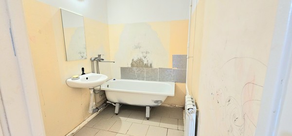 Продам двухкомнатную (2-комн.) квартиру, им. Генерала Трошева Г.Н. ул, 33, Краснодар г