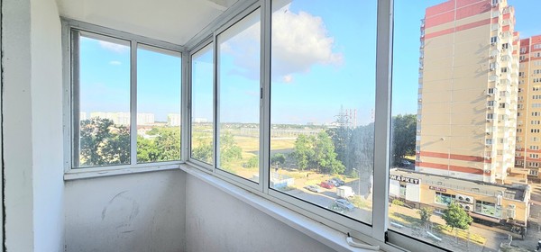 Продам двухкомнатную (2-комн.) квартиру, им. Генерала Трошева Г.Н. ул, 33, Краснодар г