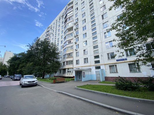 Продам комнату в 3-комн. квартире, Кировоградская ул, 4к1, Москва г
