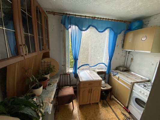 Продам комнату в 3-комн. квартире, Кировоградская ул, 4к1, Москва г