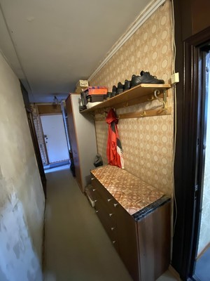 Продам комнату в 3-комн. квартире, Кировоградская ул, 4к1, Москва г