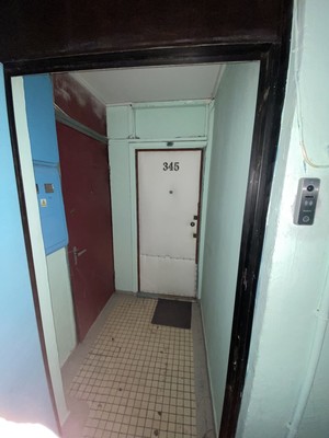 Продам комнату в 3-комн. квартире, Кировоградская ул, 4к1, Москва г