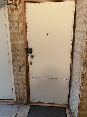 Продам комнату в 3-комн. квартире, Кировоградская ул, 4к1, Москва г