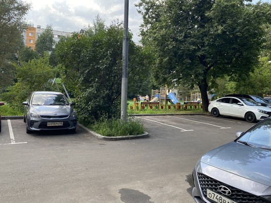 Продам комнату в 3-комн. квартире, Кировоградская ул, 4к1, Москва г