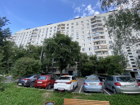 Продам комнату в 3-комн. квартире, Кировоградская ул, 4к1, Москва г