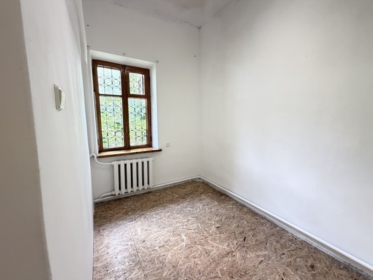 Продам двухкомнатную (2-комн.) квартиру, 51-й Армии ул, 49, Симферополь г