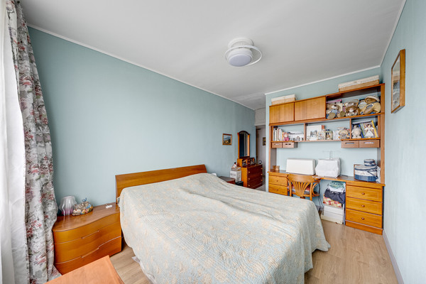 Продам двухкомнатную (2-комн.) квартиру, Пырьева ул, 4к2, Москва г