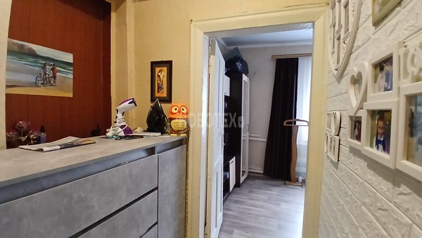 Продам трехкомнатную (3-комн.) квартиру, Техснабовский пер, 1, Хадыженск г