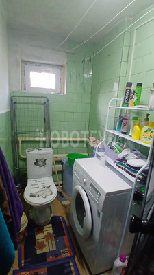Продам трехкомнатную (3-комн.) квартиру, Техснабовский пер, 1, Хадыженск г
