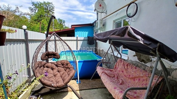 Продам трехкомнатную (3-комн.) квартиру, Техснабовский пер, 1, Хадыженск г
