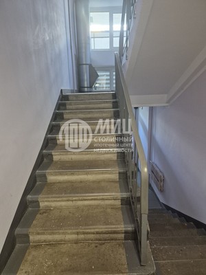 Продам двухкомнатную (2-комн.) квартиру, Чертановская ул, 41к1, Москва г