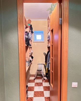 Продам трехкомнатную (3-комн.) квартиру, Комсомольская ул, 29, Ханты-Мансийск г
