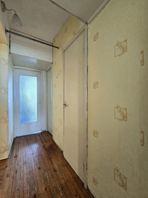 Продам двухкомнатную (2-комн.) квартиру, 18, Малое Карлино д