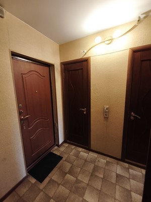 Продам комнату в 2-комн. квартире, Чудновского ул, 5, Санкт-Петербург г
