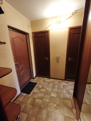 Продам комнату в 2-комн. квартире, Чудновского ул, 5, Санкт-Петербург г