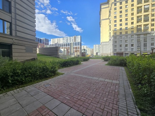 Продам двухкомнатную (2-комн.) квартиру, Октябрьская наб, 40, Санкт-Петербург г