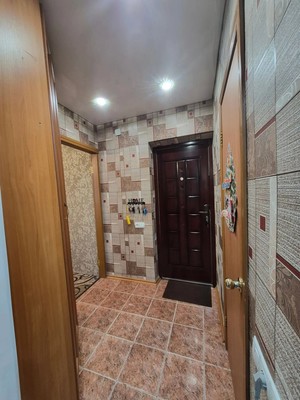 Продам однокомнатную (1-комн.) квартиру, Школьная ул, 3, Молодежное пгт